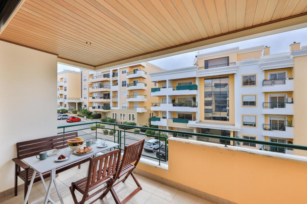 Uptown Lovers Apartment By Seewest ลากอส ภายนอก รูปภาพ